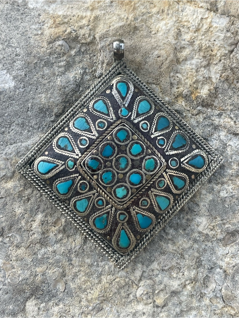 Vintage Silver-Tone Turquoise Inlay Pendant – Large Diamond Southwestern Pendant